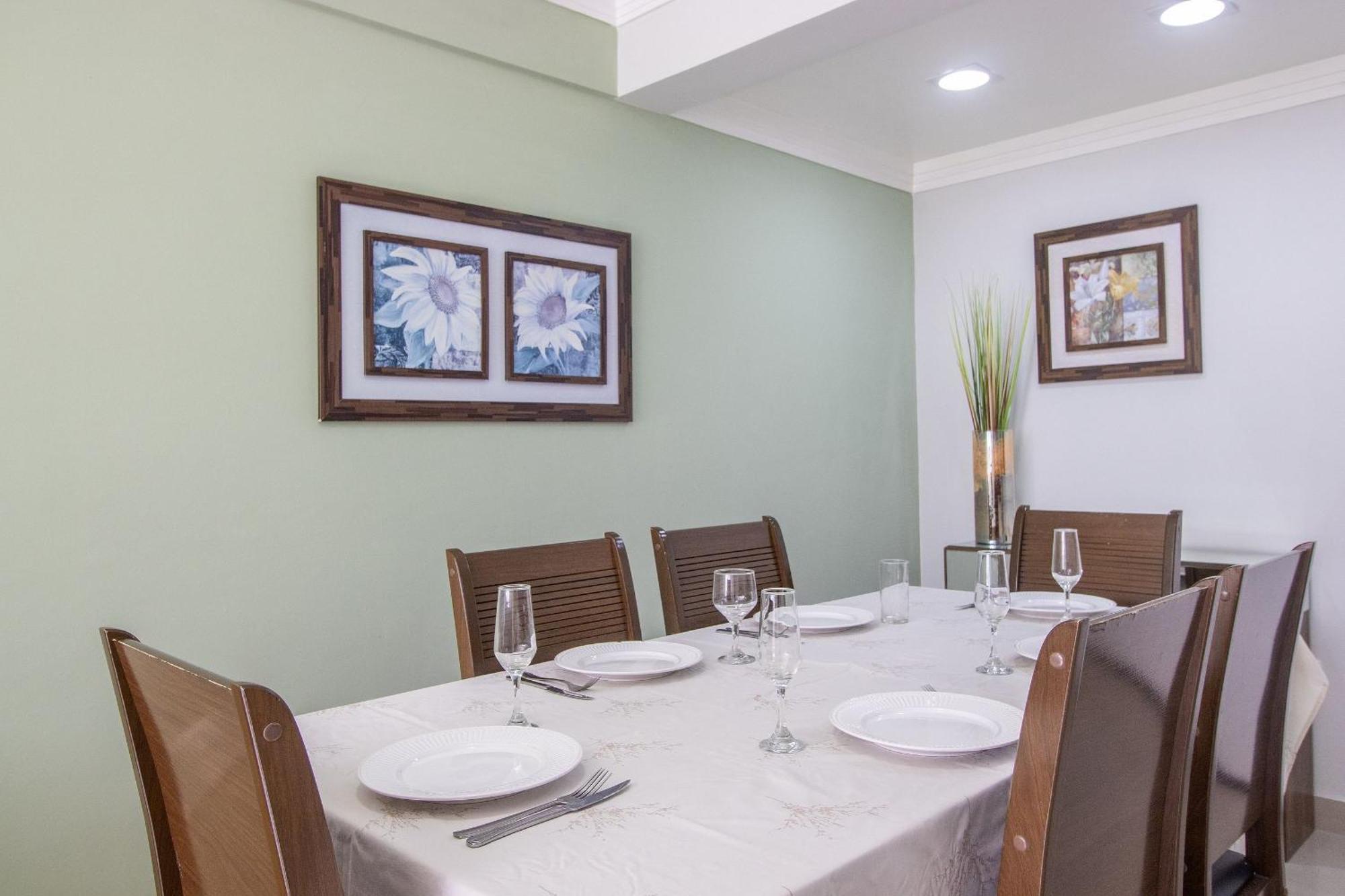 Rpa93 - Av Brasil, Quadra Mar, 1 Dorm, Tv Smart Apartamento Balneario Camboriu