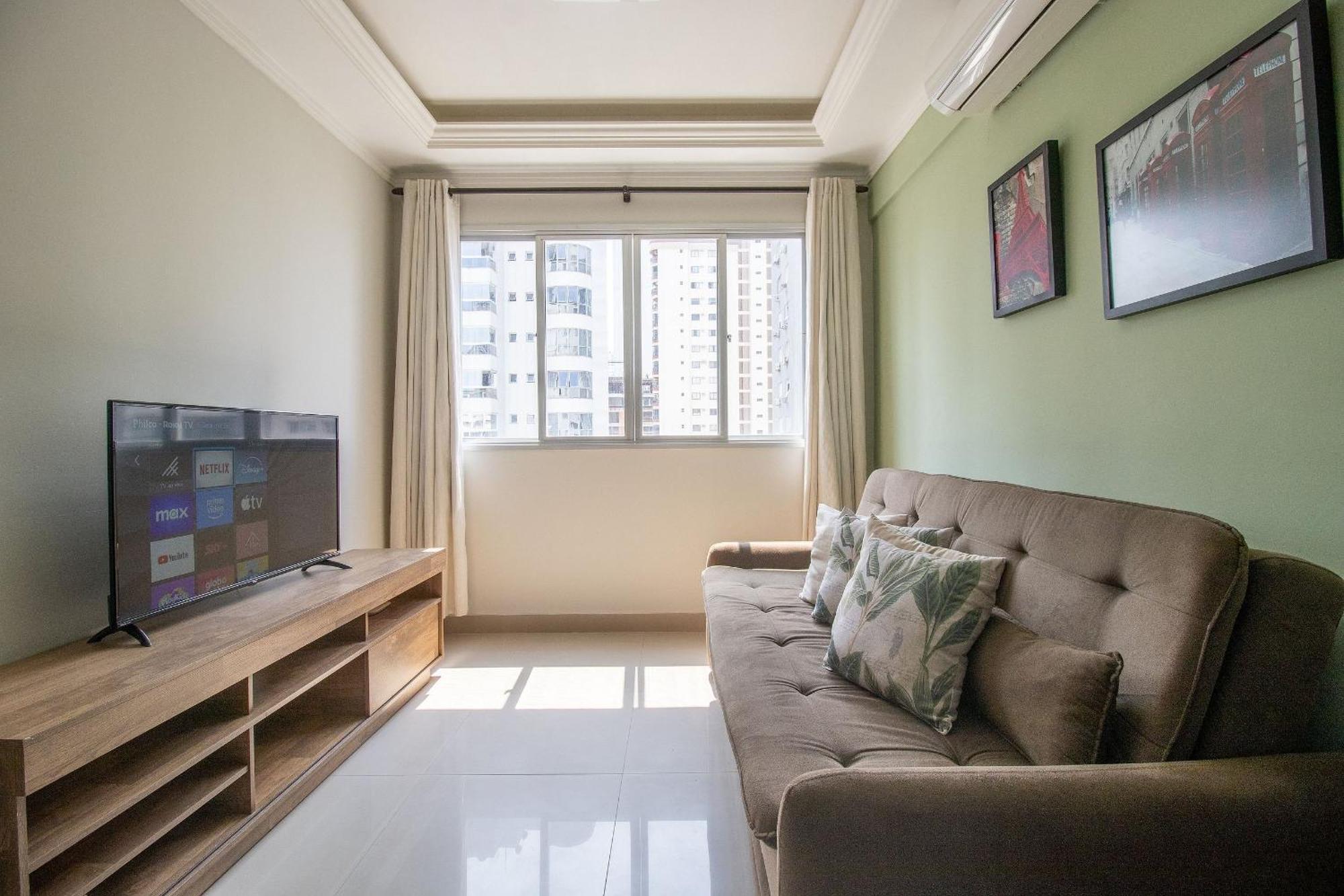 Rpa93 - Av Brasil, Quadra Mar, 1 Dorm, Tv Smart Apartamento