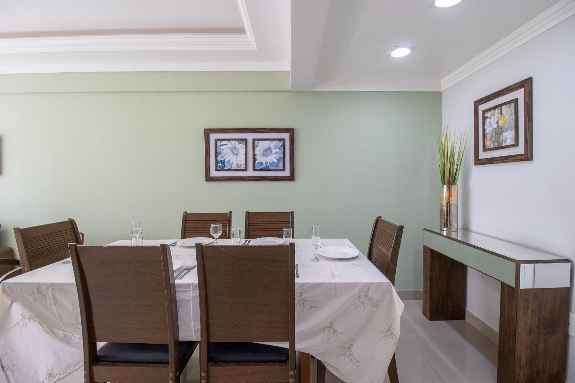 Rpa93 - Av Brasil, Quadra Mar, 1 Dorm, Tv Smart Apartamento Balneario Camboriu